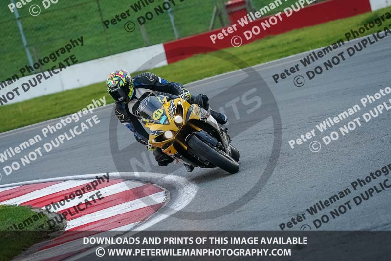 donington no limits trackday;donington park photographs;donington trackday photographs;no limits trackdays;peter wileman photography;trackday digital images;trackday photos